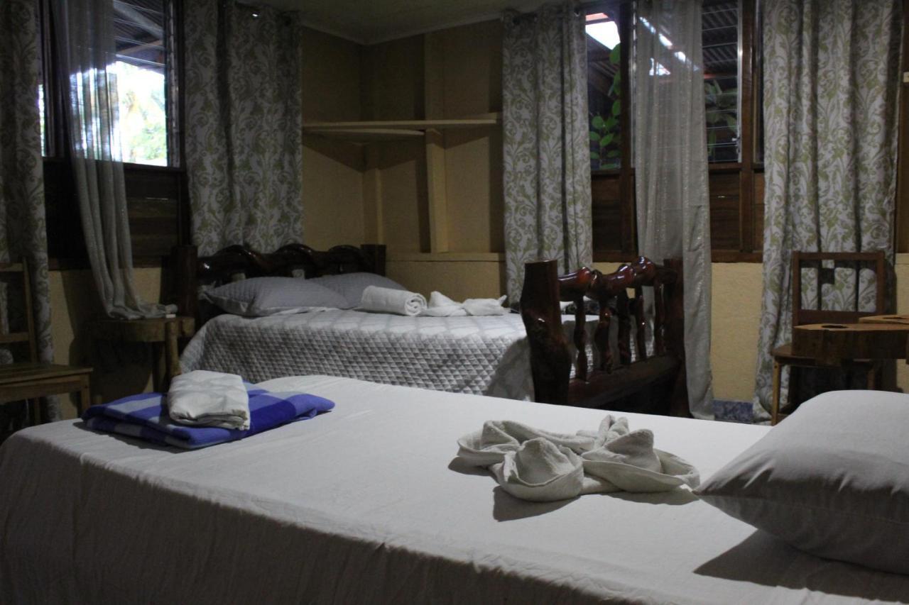 Iguanitas Lodge Pital  ภายนอก รูปภาพ